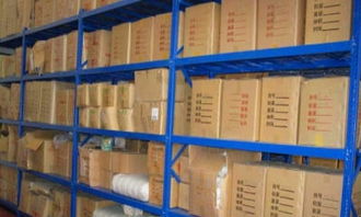 深圳仓储货架全解析 从轻中重型到移动式，覆盖服装五金农产品零售需求